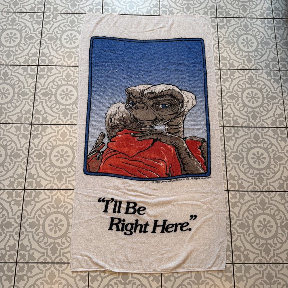 Vintage 1982 E.T. The Extra-Terrestrial Beach Towel I'll Be Right Here Universal